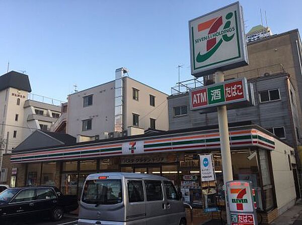 画像10:【コンビニエンスストア】セブン−イレブン 大阪天神橋8丁目店まで338ｍ