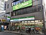 周辺：【コンビニエンスストア】ファミリーマート 茶屋町北店まで135ｍ