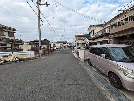 前面道路含む現...