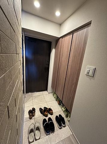 玄関 アトラス和歌山汀公園　6階　3LDK 6階/-