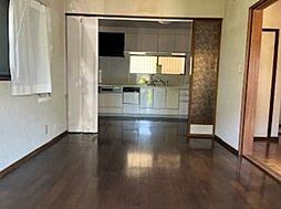 居間