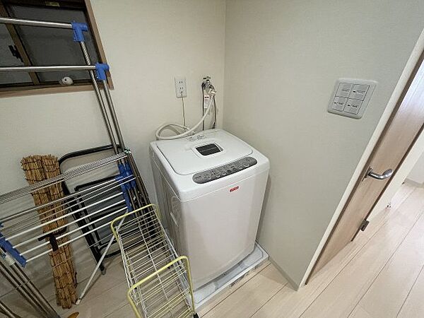 画像13:室内洗濯機置場があります