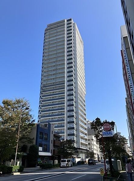 東京都豊島区池袋3丁目(賃貸マンション2LDK・22階・64.14㎡)の写真 その1