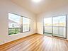 子供部屋：【内外装リフォーム中9/25更新】2階和室は洋室に変更いたします。床フローリング仕上げ、クロス張替え、照明交換を致します。お子様部屋にいかがでしょうか。