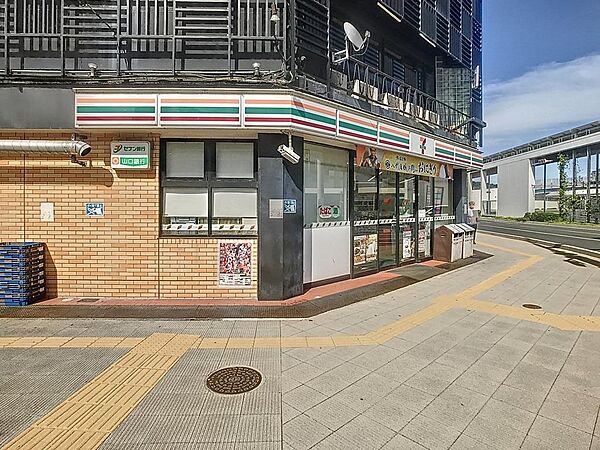 画像24:セブンイレブン新山口駅前店(387m)