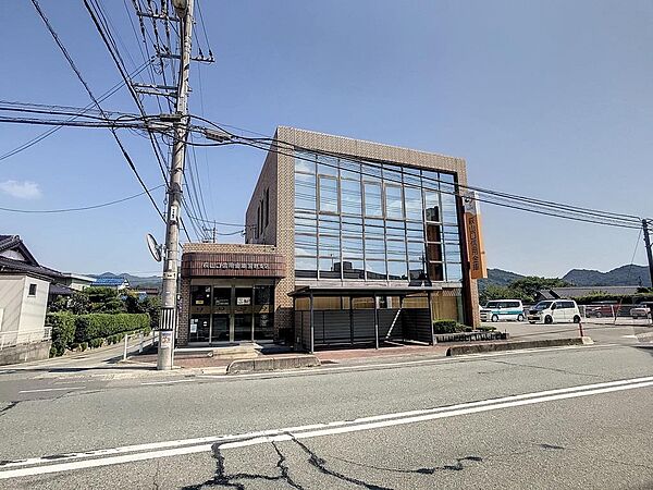 画像17:萩山口信用金庫宮野支店(1、486m)