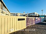 調布市立布田小学校 距離約280m