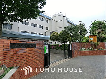 日野市立大坂上中学校 距離約350m