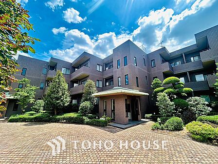 住まいの誇り、その表情。外観が創り出す、特別な居場所。