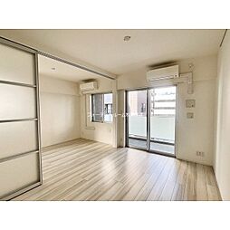 World　Residence　大手町 6階1LDKのリビング/ダイニング