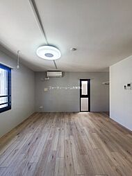 プラチナフォルム上野 2階ワンルームのリビング/ダイニング