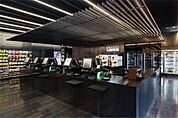 ローソン GINZA SIX店（153m）