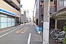 その他：敷地北側の前面道路（東側から）