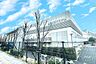 周辺：新田学園（第一校舎）[公立]の外観