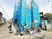 現在建築中の現場で工事進行中です。現地写真（2026年4月17日撮影）をご覧ください。