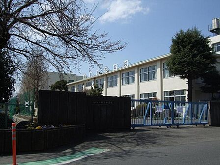 入間市立藤沢中学校まで徒歩15分1182m!近すぎず遠すぎない、ちょうど良い距離感が魅力。