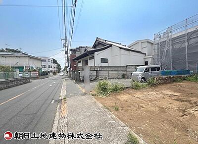 外観:建築条件なしの更地で、自由なプランで建築可能です。現地写真(2026年7月31日撮影)をご確認ください。 外観:建築条件なしの更地で、自由なプランで建築可能です。現地写真(2026年7月31日撮影)をご確認ください。