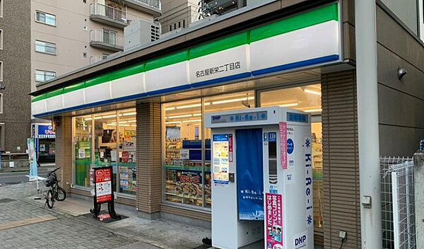 画像21:【コンビニエンスストア】ファミリーマート 名古屋新栄二丁目店まで214ｍ