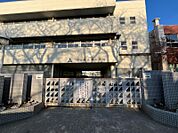 東中学校まで　850m　徒歩約11分●教育目標「よく考える生徒・心豊かな生徒・心身ともに逞しい生徒・勤労奉仕の心をもつ生徒」　校訓「賢く・優しく・逞しく・美しく」
