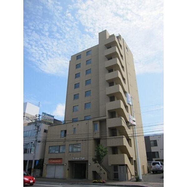 北海道札幌市豊平区平岸四条10丁目(賃貸マンション2LDK・10階・48.62㎡)の写真 その1