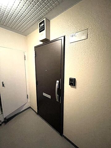 玄関 鶴見市場ダイヤモンドマンション 1階/101