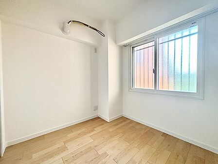 シンプルだからこそ、自分好みにアレンジしやすい一部屋です。
