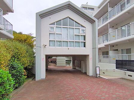 ◎管理体制良好♪エントランスも綺麗に整備されています