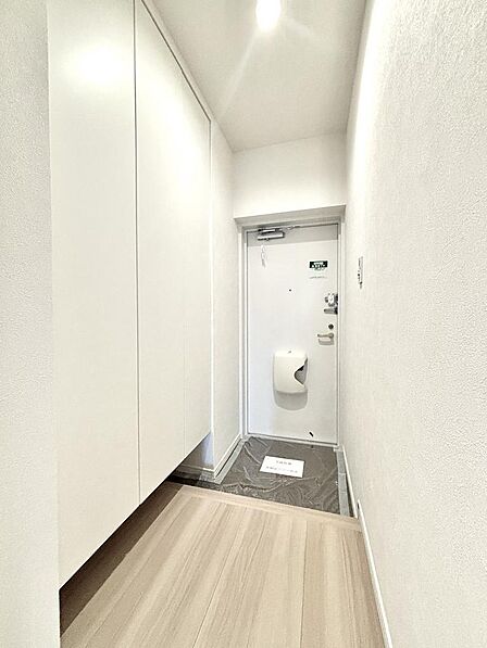 シューズボックス付きで玄関まわりがすっきり整います