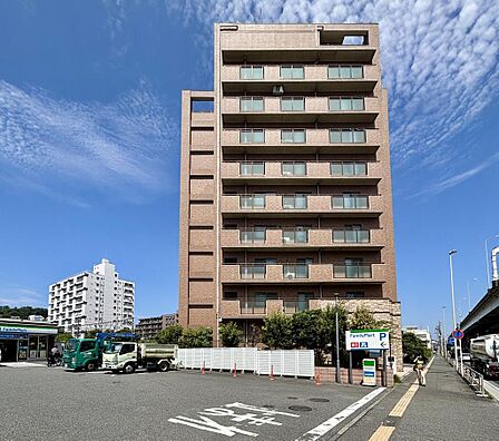 オートロック付きで防犯面も安心なマンション