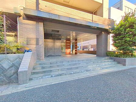 ◎管理体制良好・エントランス綺麗に整備されています♪