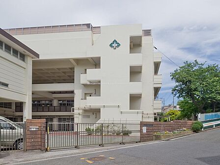 【横浜市立森中学校】
