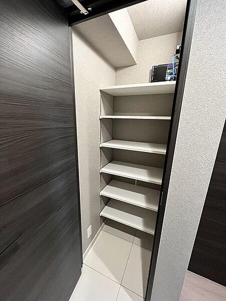 収納