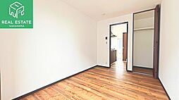 JR紀勢本線 初島駅 徒歩7分の賃貸アパート 1階1Kのリビング/ダイニング