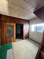 居間