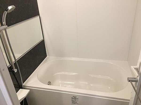 画像15:浴室はバス乾燥機付きです。