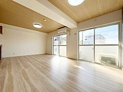居間