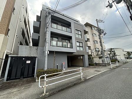 住まい探しで後悔しないためのポイントをスタッフがお伝えします。検討中の方もそうでない方も、まずは一度お話を聞かせてください