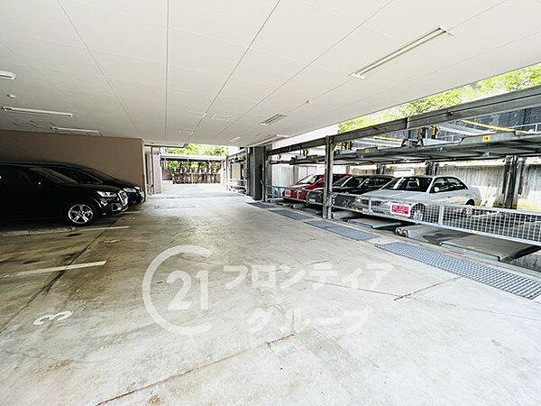 駐車場を拡大表示