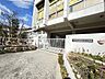 周辺：芦屋市立朝日ケ丘小学校 徒歩7分。 500m