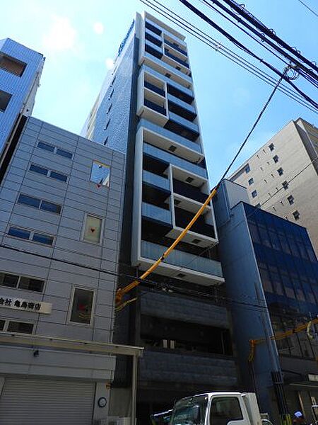 プレサンス心斎橋ニスト ｜大阪府大阪市中央区南船場1丁目(賃貸マンション1LDK・4階・42.74㎡)の写真 その1