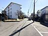 外観：前面道路含む現地写真