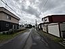 その他：ゆとりのある道路幅で、車の出入りもしやすい立地です♪