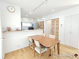 リビング/ダイニングの画像