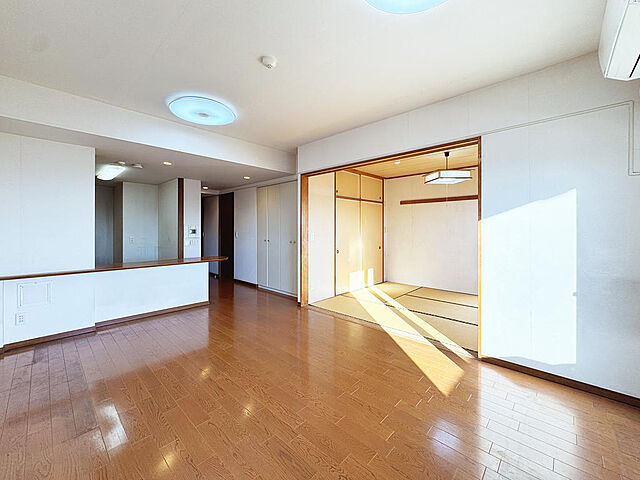 リビング/ダイニング コスモ21ザ・ガーデンズフォート 10階/-