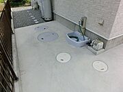 外に水栓があります。