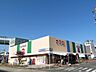 周辺：ナフコトミダ熱田店夜20時まで営業しています。地下鉄六番町の近くにあり、駐車場完備なので沢山のお買い物も便利です。駅に近いのでお仕事、お出かけ帰りにも寄っていけるのはうれしいですね。 790m