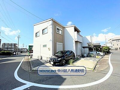 外観：【打出エリア】2LDK＋S中古戸建になります。駐車スペース2台確保◎角地なので採光、通風良好です◎