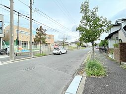中川区前田西町3丁目 前面道路含む現地写真