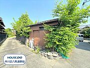 ・フィール富田店まで徒歩7分(約560m・Ｖ・drug 中川富田店まで徒歩11分(約860m・ユニクロ中川区富田店まで徒歩6分(約470m・DCMカーマ　中川富田店まで徒歩9分(約650m
