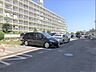 駐車場：広い駐車スペースが確保されているので駐車が苦手な方でも安心ですね。